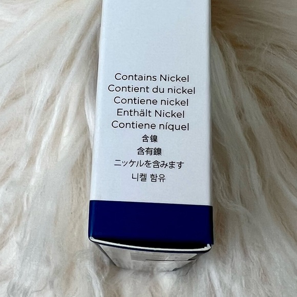 fitbit New charge 2 Classic Accessory Band Purple Sz Small New in Box NIB - Picture 7 of 10